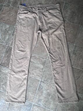 Levis 513 Beige Slim Straight-Leg Jeans